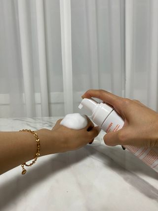 MF프리 [닥터문] 유산균 락토케어 질경초 여성청결제 200ml (폼타입) — 5점을 준 리뷰어가 2022년 7월 올린 사용 사진