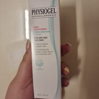피지오겔 레드수딩 시카밸런스 크림 50ml — 5점을 준 리뷰어가 2022년 4월 올린 사용 사진