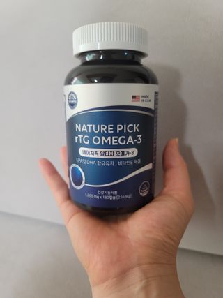 서울약사신협 네이처픽_알티지오메가3_1,205mg x 180캡슐 — 3점을 준 리뷰어가 2021년 9월 올린 사용 사진