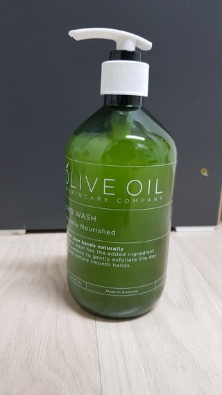 올리브 오일 스킨케어 컴퍼니 [OOSC] 촉촉 깨끗 내추럴리 너리시드 핸드워시 500ml — 5점을 준 리뷰어가 2021년 4월 올린 사용 사진