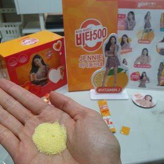 광동생활건강 [제니에디션] 비타500데일리스틱 gift set 60포+제니굿즈 3종+쇼핑백 — 5점을 준 리뷰어가 2021년 11월 올린 사용 사진