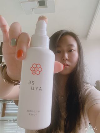 AYU25[아유트웬티파이브] 피부건강에 꼭 필요한 pH 약산성 와일드 로즈토너 — 4점을 준 리뷰어가 2021년 4월 올린 사용 사진