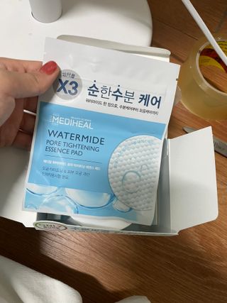 메디힐 워터마이드 포어 타이트닝 에센스 패드 — 5점을 준 리뷰어가 2021년 9월 올린 사용 사진