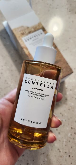 [스킨1004] 마다가스카르 센텔라 앰플 100ml — 5점을 준 리뷰어가 2024년 5월 올린 사용 사진