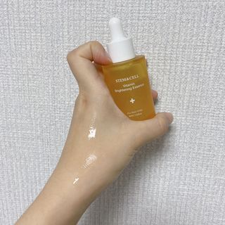 체르엠 스템앤셀 비타민 브라이트닝 에센스 30ml 1개 — 5점을 준 리뷰어가 2021년 7월 올린 사용 사진