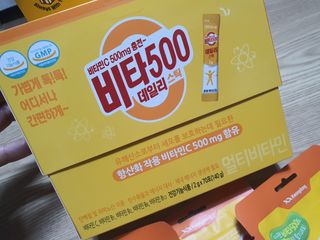 광동생활건강 [광동] 비타500데일리스틱 70포+쇼핑백+구미3개 — 5점을 준 리뷰어가 2021년 12월 올린 사용 사진