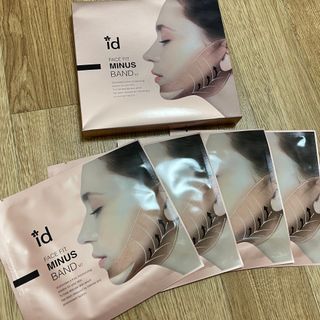 아이디플라코스메틱 아이디 페이스핏 마이너스 밴드 v2 — 5점을 준 리뷰어가 2021년 10월 올린 사용 사진