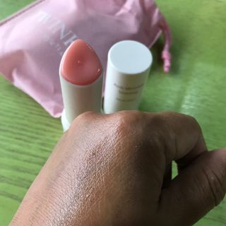 [트윙클라] 안티멜라 수딩 워터밤+안티링클 샤이닝 멀티밤 — 5점을 준 리뷰어가 2022년 6월 올린 사용 사진