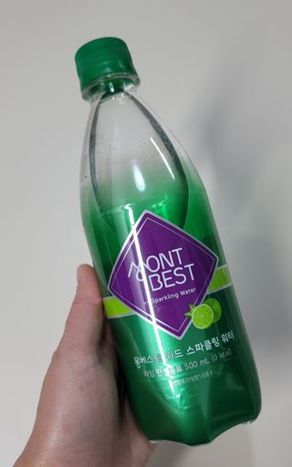 몽베스트 Montbest with Sparkling water Lime20병 — 4점을 준 리뷰어가 2022년 5월 올린 사용 사진