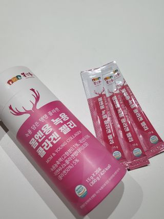 [몸엔용] 녹용 담은 탱탱 콜라겐 녹용 콜라겐 젤리 15g x 20포 — 5점을 준 리뷰어가 2022년 4월 올린 사용 사진