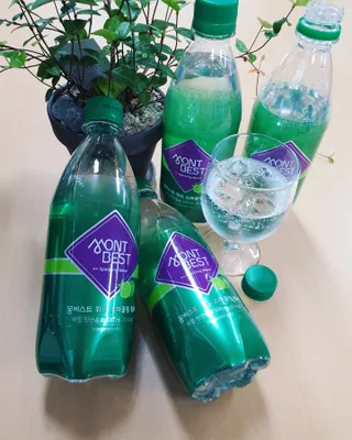몽베스트 Montbest with Sparkling water Lime20병 — 5점을 준 리뷰어가 2022년 5월 올린 사용 사진