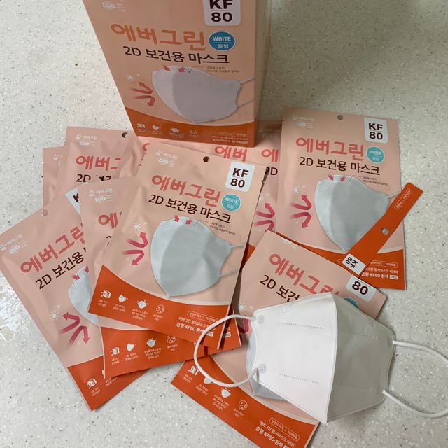 [에버그린] 2D 새부리형 KF80 중형 화이트 25매 리뷰 사진