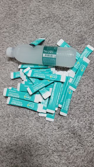 [유산균] 오마이락 장편한습관 프로바이오틱스 30P — 5점을 준 리뷰어가 2022년 11월 올린 사용 사진