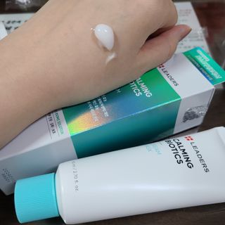 리더스코스메틱 리더스 카밍 바이오틱스 크림 마스크 — 4.5점을 준 리뷰어가 2021년 5월 올린 사용 사진