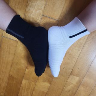 [사이즈가 있는 양말 필로이] 남자 골프 스포츠 발목 양말 2족 세트【 S, M, L, XL】4가지 사이즈 — 5점을 준 리뷰어가 2022년 7월 올린 사용 사진