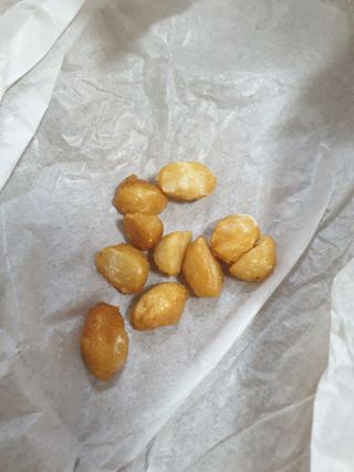 도이퉁 마카다미아 넛 90g  로얄 마카넛 오리지널 쏠트 허니 — 5점을 준 리뷰어가 2021년 9월 올린 사용 사진
