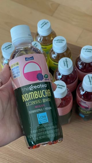 더그레잇티 콤부차 [매일유업] 더그레잇티 44kcal 콤부차 300ml *12개입 (오리지널 6개+베리리치 6개) — 4.5점을 준 리뷰어가 2023년 7월 올린 사용 사진