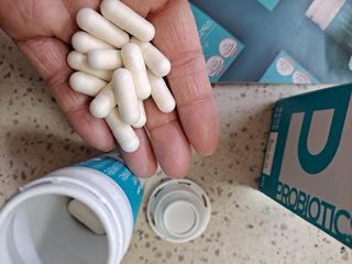 메디타민 인체유래 비피더스 포스트 프로바이오틱스 — 5점을 준 리뷰어가 2021년 3월 올린 사용 사진