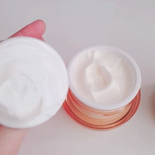 자민경 크레마카라콜 울트라 프로폴리스 하이드라 인텐스 크림 50ml — 5점을 준 리뷰어가 2021년 1월 올린 사용 사진