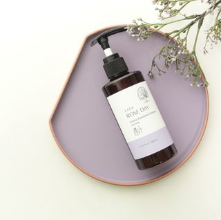 라라로즈데이 시즌2 여성청결제 200ml 아로마 페미민 클렌저, 독일더마인증 — 5점을 준 리뷰어가 2021년 8월 올린 사용 사진