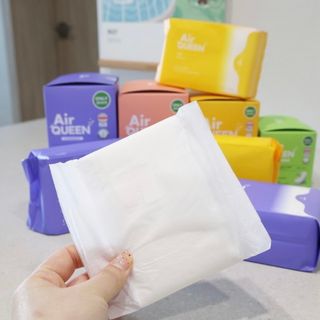 에어퀸 뉴브레스 유기농 생리대 4종 (팬티라이너 20P + 중형 10P + 대형 10P + 오버나이트 8P)_체험단 — 5점을 준 리뷰어가 2024년 5월 올린 사용 사진
