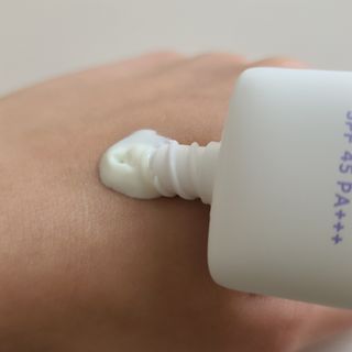 바노바기 코스메틱 바노바기 밀크씨슬 리페어 시카 선스크린 플러스 50ml — 5점을 준 리뷰어가 2023년 2월 올린 사용 사진