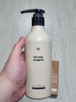 패스트힐(fast heal) 패스트힐 탈모증상완화샴푸 470ml — 5점을 준 리뷰어가 2023년 10월 올린 사용 사진