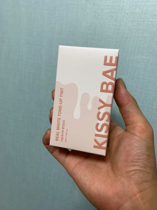 KISSY BAE 키시베이 키시베이 리얼화이트 톤업틴트 — 5점을 준 리뷰어가 2021년 8월 올린 사용 사진