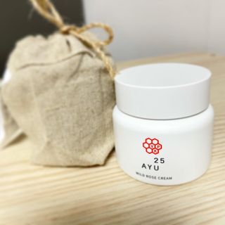AYU25[아유트웬티파이브]다마스크로즈워터 베이스 천연 수분 촉촉 크림 — 5점을 준 리뷰어가 2021년 4월 올린 사용 사진