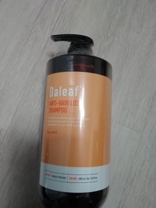 달리프 진저 베러 퍼퓸 탈모 완화 샴푸 1000ml 향 3종 — 5점을 준 리뷰어가 2021년 3월 올린 사용 사진