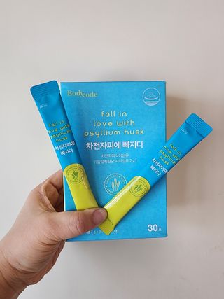 메디포스트 모비타 바디코드 식이섬유 차전자피에 빠지다 30포 — 5점을 준 리뷰어가 2022년 12월 올린 사용 사진