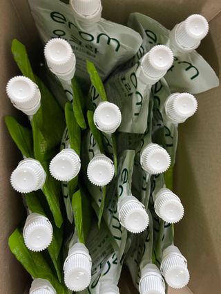 [이롬] 오크라 마시는 뷰티드링크 100mL x 20입 — 4점을 준 리뷰어가 2022년 7월 올린 사용 사진