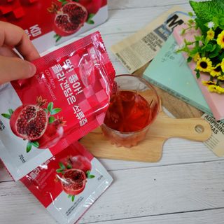 미쁨생활건강 콜라겐 담은 석류즙 70ml x 30포 — 5점을 준 리뷰어가 2021년 9월 올린 사용 사진