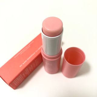 스킨큐어 산다화 카멜리아 안티 링클 멀티밤 — 4점을 준 리뷰어가 2022년 11월 올린 사용 사진