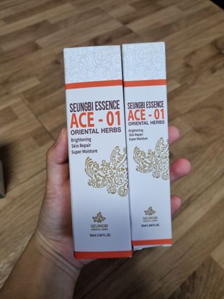 조아산코스메틱 에이스원 크림 + 에이스원 스킨 — 5점을 준 리뷰어가 2022년 4월 올린 사용 사진