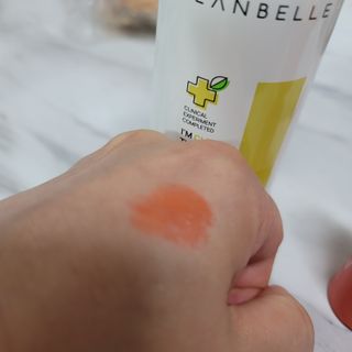 랑벨 내츄럴 딥 립앤아이 리무버 210ml — 5점을 준 리뷰어가 2022년 6월 올린 사용 사진