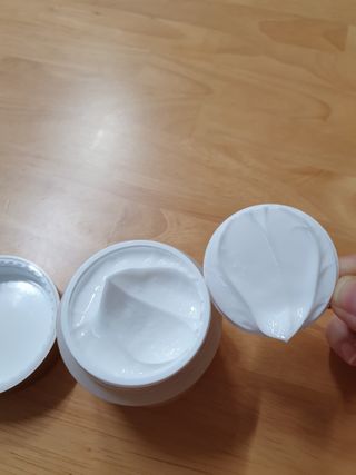 Dr.느루벗 느루벗 링클 솔루션 콘센트레이트 스네일 탄력 달팽이 크림 80g — 5점을 준 리뷰어가 2021년 2월 올린 사용 사진