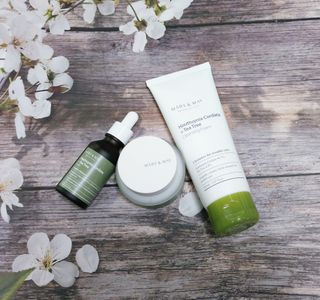 마리엔메이 센서티브 수딩 젤 크림 + 어성초 티트리 추출물 세럼 + 어성초 티트리 모공 클렌징 폼 — 5점을 준 리뷰어가 2021년 9월 올린 사용 사진