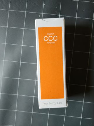 더마 사이언스 비타민 CCC 앰플 기미 브라이트닝 세럼 30ml — 5점을 준 리뷰어가 2021년 8월 올린 사용 사진