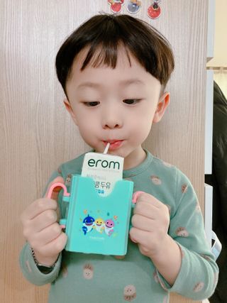 이롬 erom 황성주박사의 국산콩 두유 검은콩 고칼슘 — 5점을 준 리뷰어가 2021년 1월 올린 사용 사진