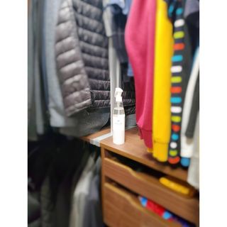 [엠메이데이] 드레스클리어 퍼퓸 스프레이 300ml 프리지아 가든향+프리지아 파출리향 — 5점을 준 리뷰어가 2022년 1월 올린 사용 사진