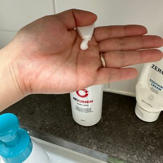 아토캐논(ATO CANNON) 아토캐논 고보습 바디로션 200ml — 5점을 준 리뷰어가 2023년 1월 올린 사용 사진