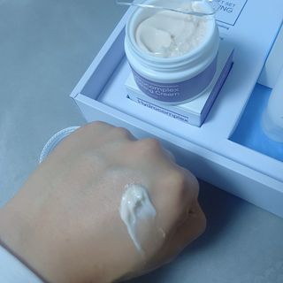 주식회사 에이징 하이드로컴플렉스 수딩세트 — 4점을 준 리뷰어가 2023년 1월 올린 사용 사진