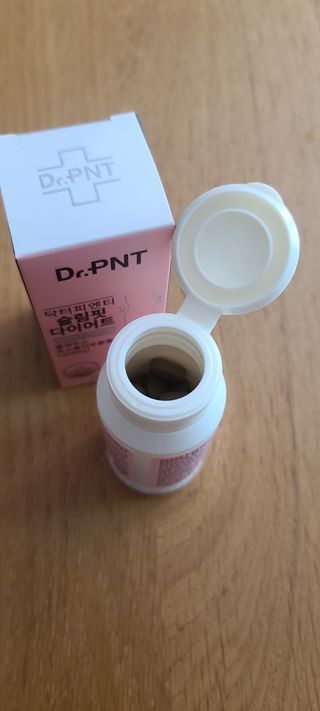 닥터피엔티 [Dr.PNT] 하루 2알로 건강한 다이어트! 한겨울에도 체지방만 쏙~ 슬림핏 다이어트 — 4.5점을 준 리뷰어가 2022년 5월 올린 사용 사진