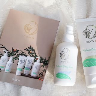 mom e 맘이 내추럴 베이비 케어 크림+바디오일 — 5점을 준 리뷰어가 2021년 1월 올린 사용 사진