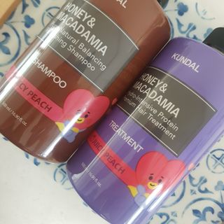 쿤달 [KUNDAL 공식] 프리미엄 헤어 케어 스페셜 세트 샴푸 500ml &amp; 트리트먼트 500ml — 5점을 준 리뷰어가 2021년 3월 올린 사용 사진