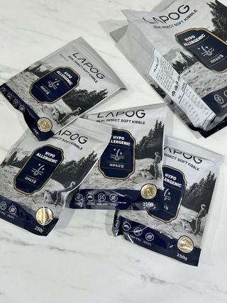 [푸디웜] 라포그 리얼인섹트 소프트키블 스킨 1KG — 5점을 준 리뷰어가 2022년 9월 올린 사용 사진