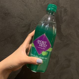 몽베스트 Montbest with Sparkling water Lime20병 — 4점을 준 리뷰어가 2021년 10월 올린 사용 사진