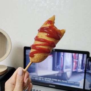 오마뎅 한우핫도그 — 5점을 준 리뷰어가 2021년 6월 올린 사용 사진