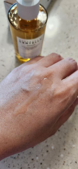 [스킨1004] 마다가스카르 센텔라 앰플 100ml — 5점을 준 리뷰어가 2024년 5월 올린 사용 사진